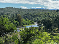 EN VENTA LOTE CON COSTA DE RÍO EN POTRERO DE GARAY