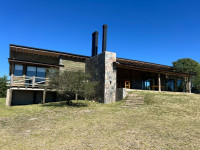 EXCLUSIVA VIVIENDA EN EL BARRIO ALTA VISTA_thumb_1