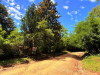 OPORTUNIDAD DE INVERSIÓN INTEGRAL EN INTIYACO FRENTE AL RÍO