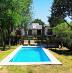 COMPLEJO DE CUATRO DUPLEX EN VILLA GENERAL BELGRANO_thumb_0