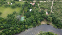 EXCLUSIVA VIVIENDA CON BAJADA DIRECTA AL RÍO SANTA ROSA_thumb_1