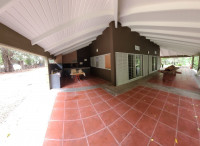 EXCLUSIVA VIVIENDA CON BAJADA DIRECTA AL RÍO SANTA ROSA_thumb_5