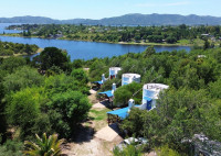 ¡OPORTUNIDAD! 3 CABAÑAS + VIVIENDA CON COSTA DE LAGO_thumb_0